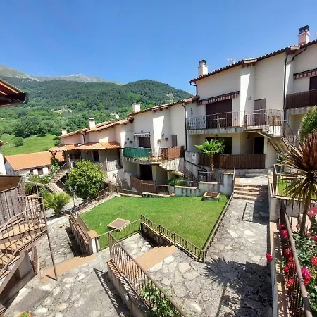Country house El Atico De *